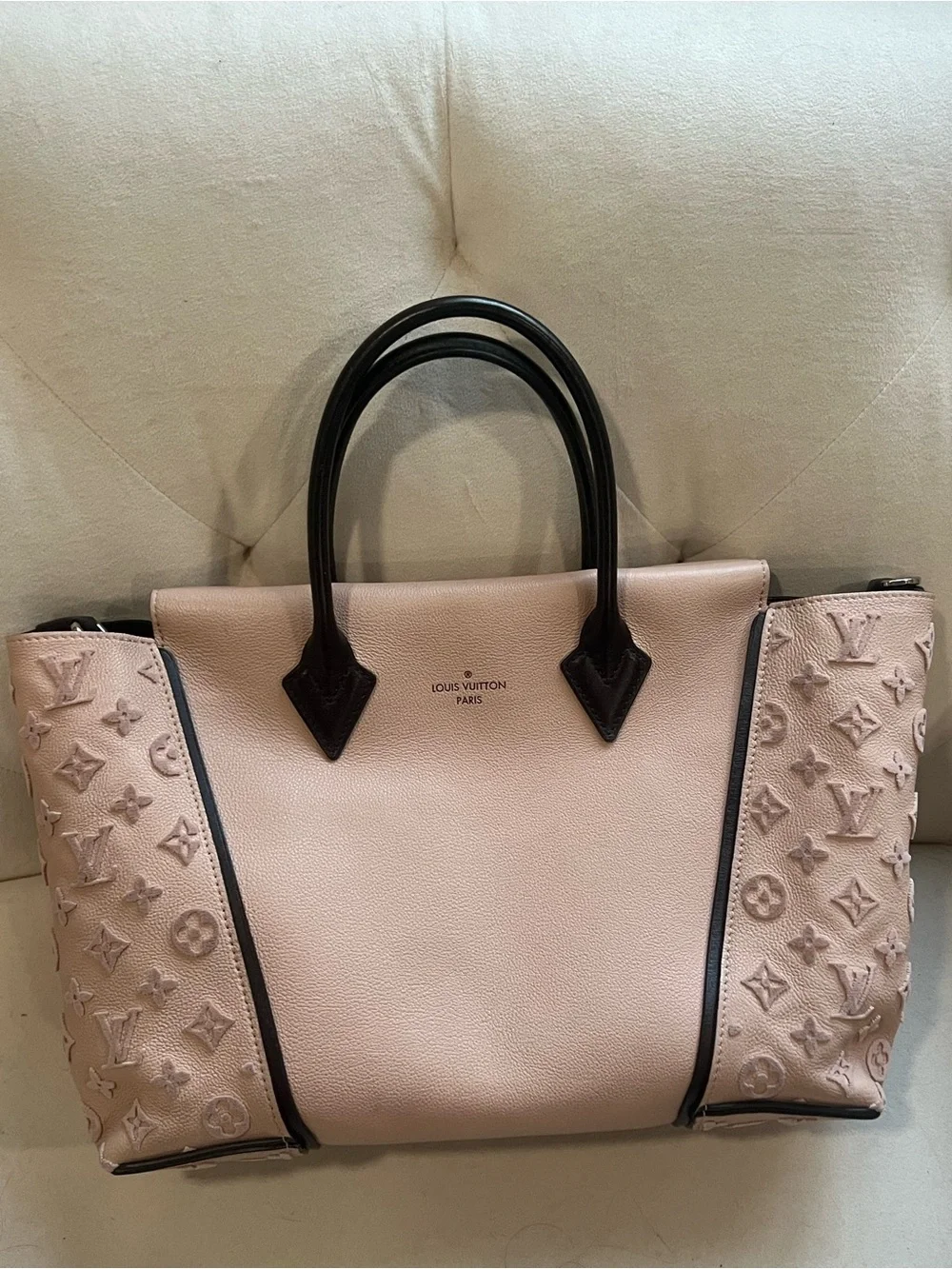 Louis Vuitton Veau Cachemire Tote